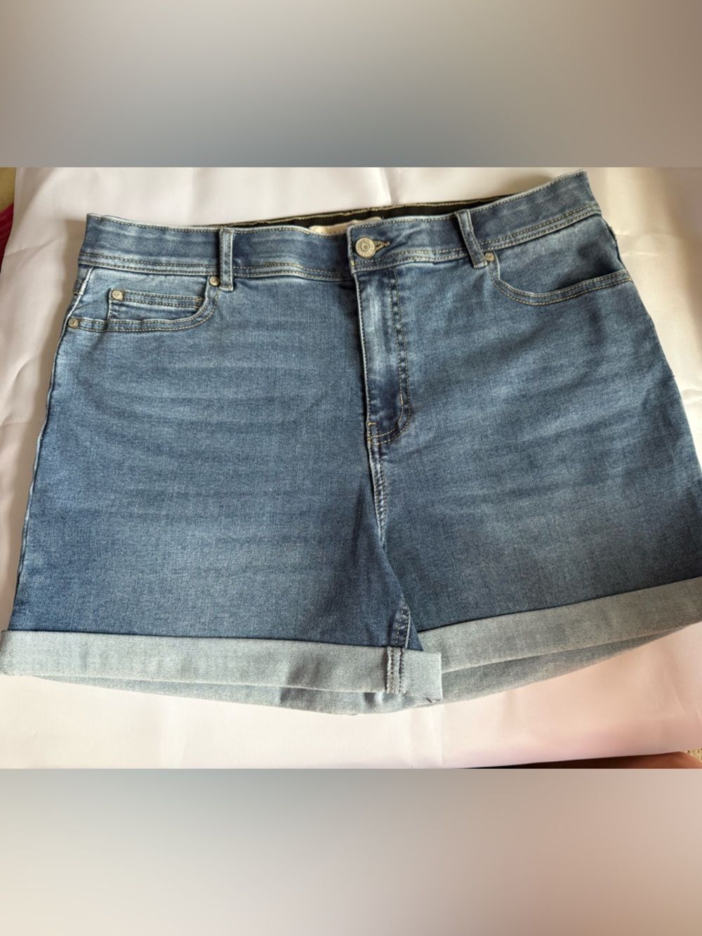 Women’s Jean shorts - Size 16